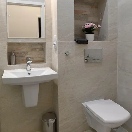 Na Dlugiej 아파트 바르샤바